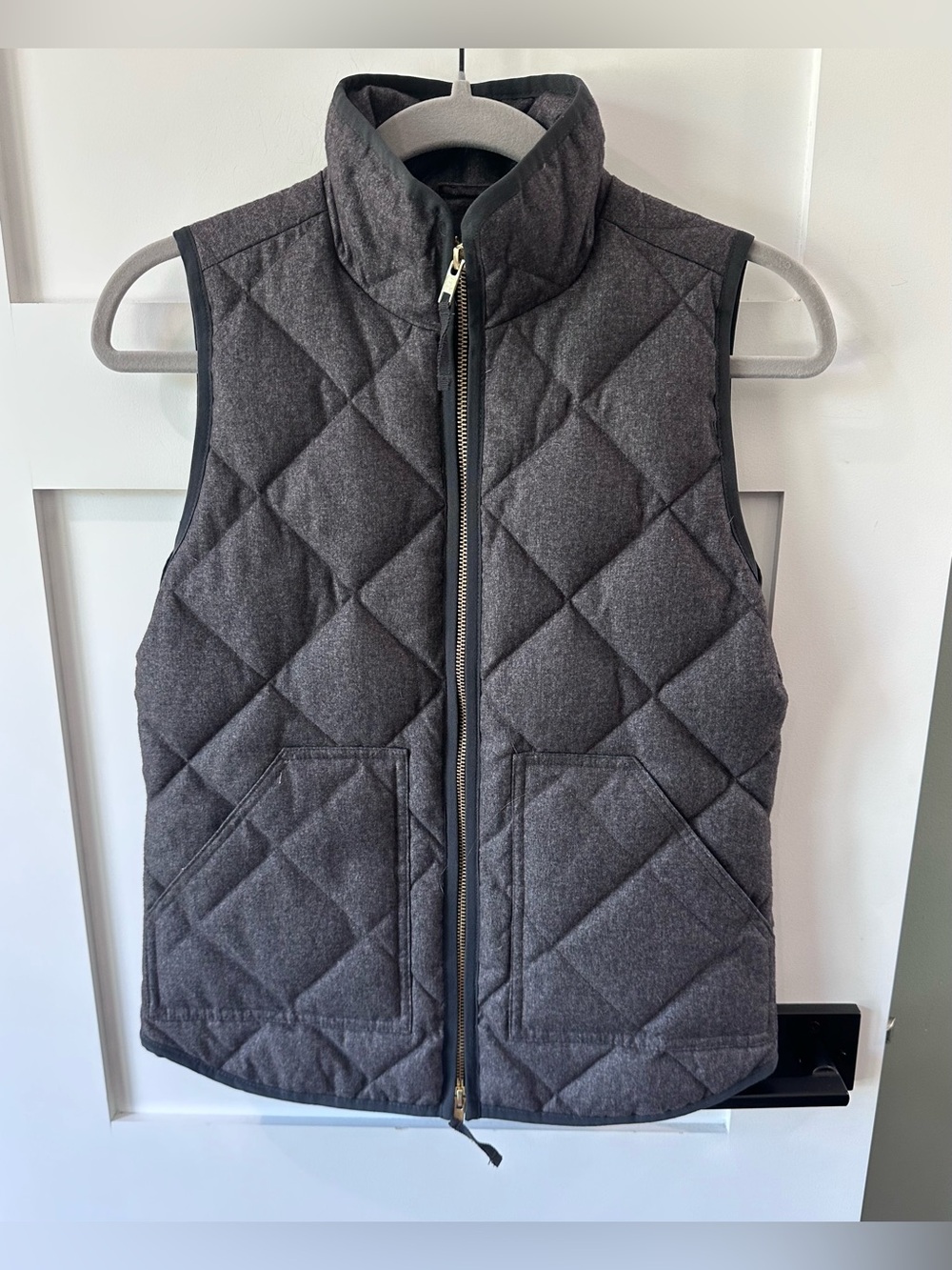 J. Crew Factory Textured Quilted Puffer Vest Gray Size XXS C9245